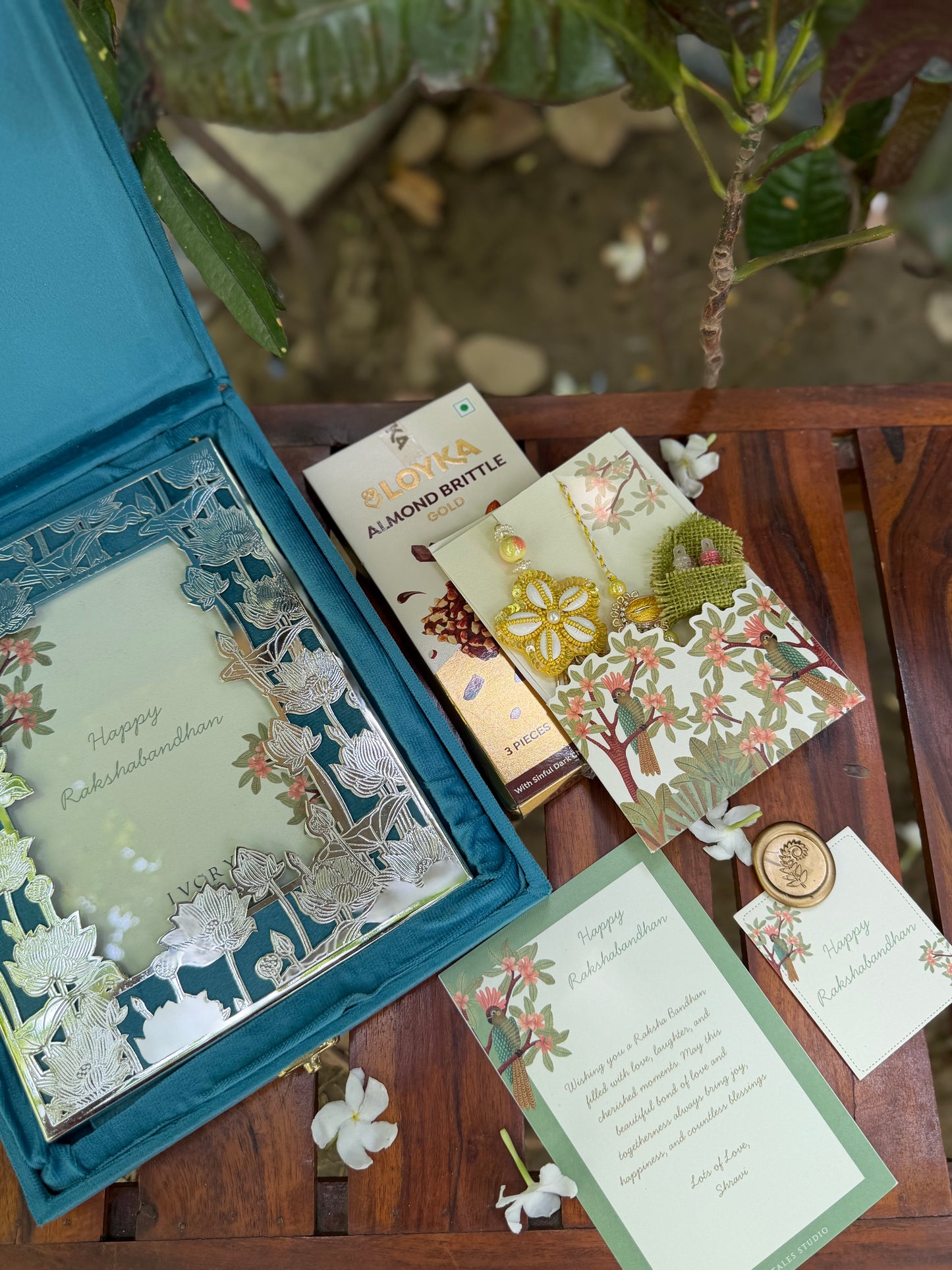 Lamhe – Photo Frame Rakhi Gift Box