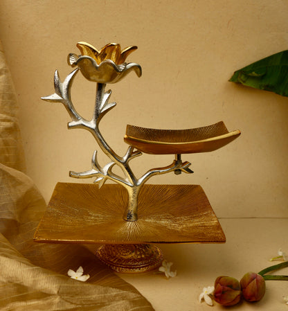 Lily Two Tier Dessert Stand