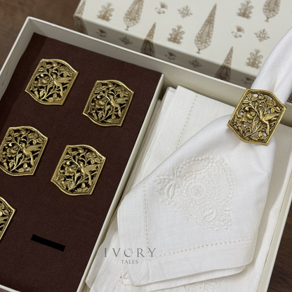 Chikankari Tableware Gift Box