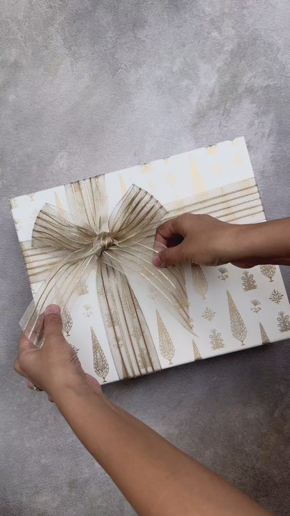 Chikankari Tableware Gift Box
